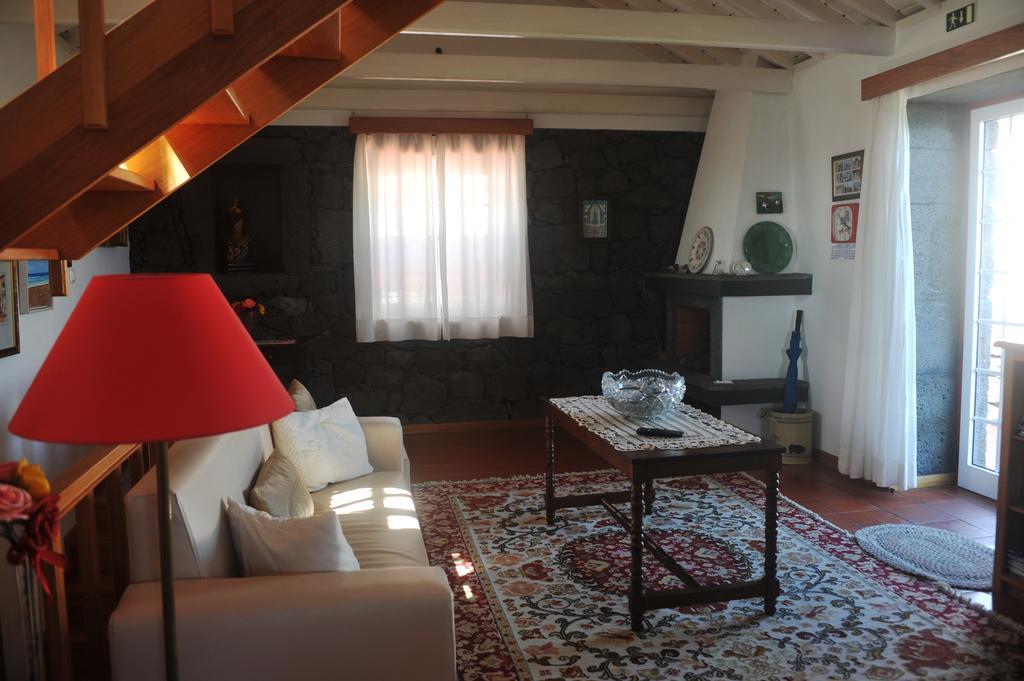 Villa Casa Da Aguada Lajes do Pico Habitación foto